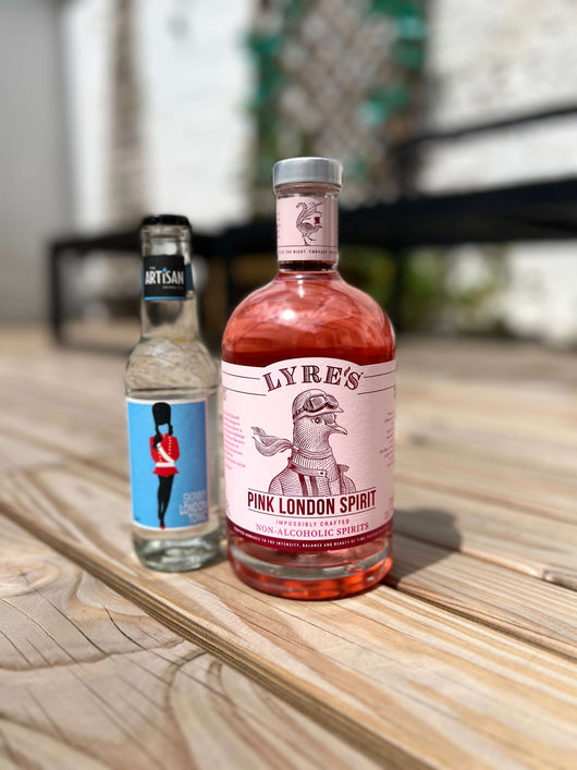 Lire's Pink London liquore 0% analcolico Sanzalc, cantina analcolica per adulti disinibiti