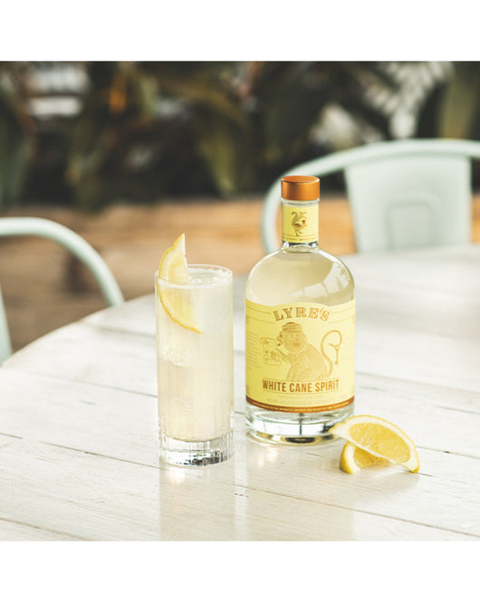 Acquavite di canna bianca di Lyre 0% senza alcol Sanzalc, cantina analcolica per adulti disinibiti