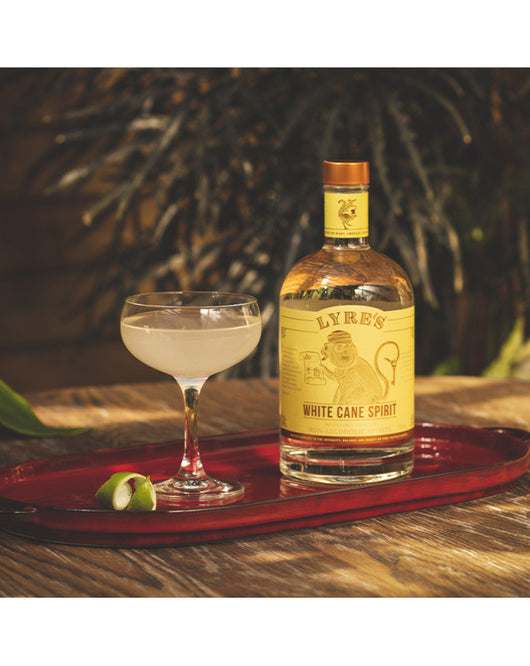 Acquavite di canna bianca di Lyre 0% senza alcol Sanzalc, cantina analcolica per adulti disinibiti