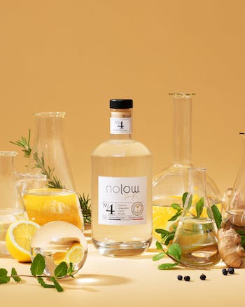 NOLOW Gin analcolico N°4 🥂 Sanzalc, la cantina senza alcool e senza complessi
