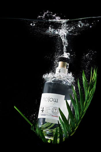 NOLOW Gin analcolico N°4 🥂 Sanzalc, la cantina senza alcool e senza complessi