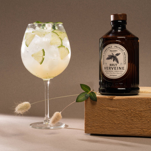 Sciroppo di verbena biologica cruda - Bacanha Sanzalc, cantina analcolica per adulti disinibiti