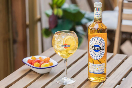 Aperitivo Martini Floreale 0,5% senza alcool - Sanzalc, cantina analcolica per adulti disinibiti